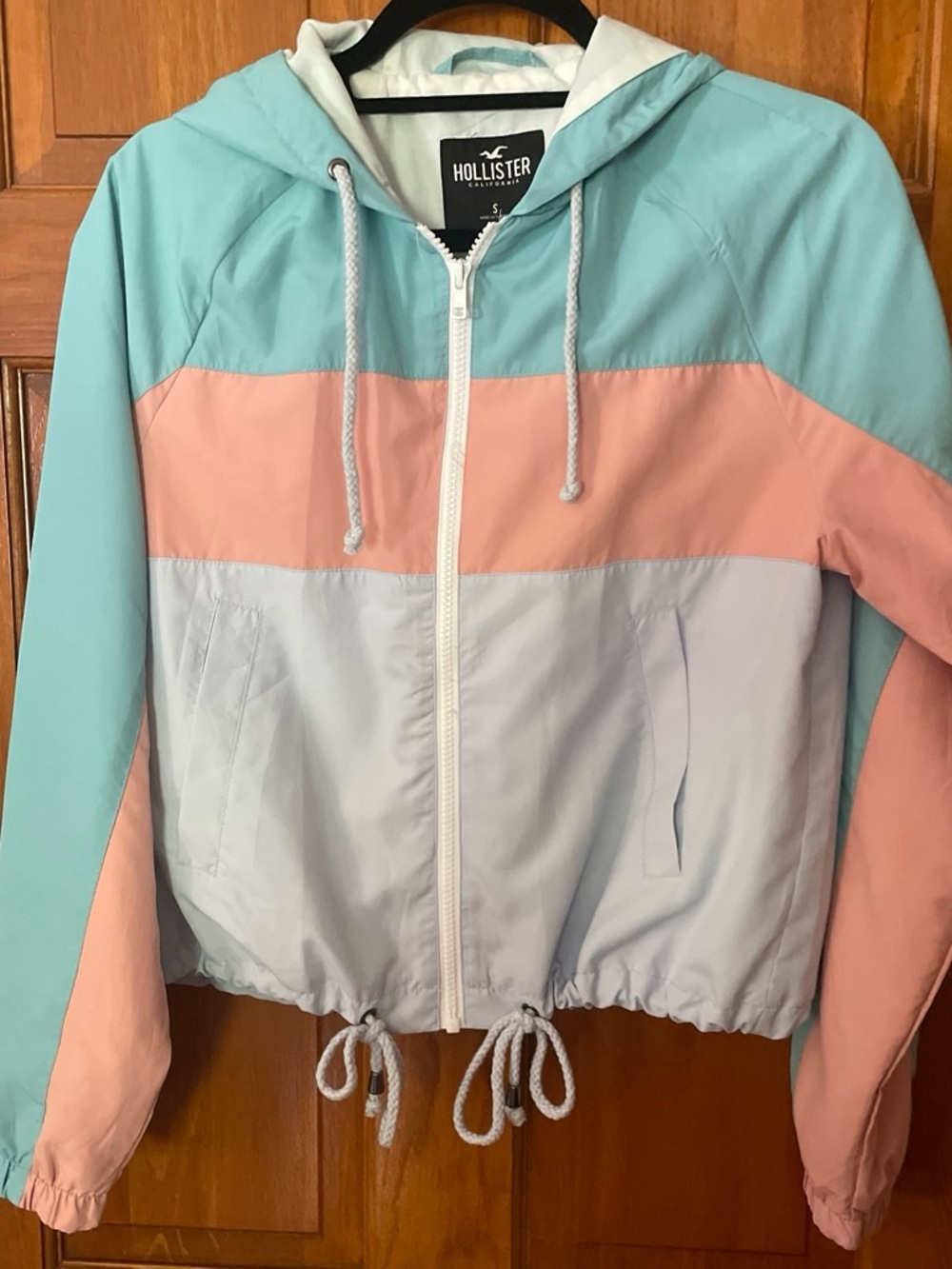 Hollister windbreaker
